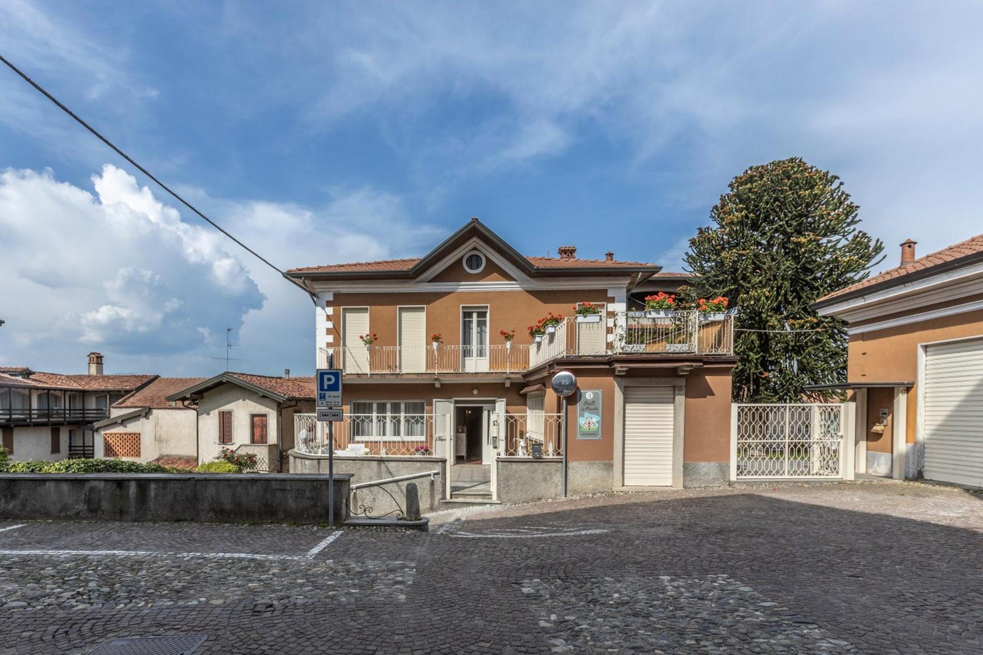 La Favola Hotell Soriso Exteriör bild