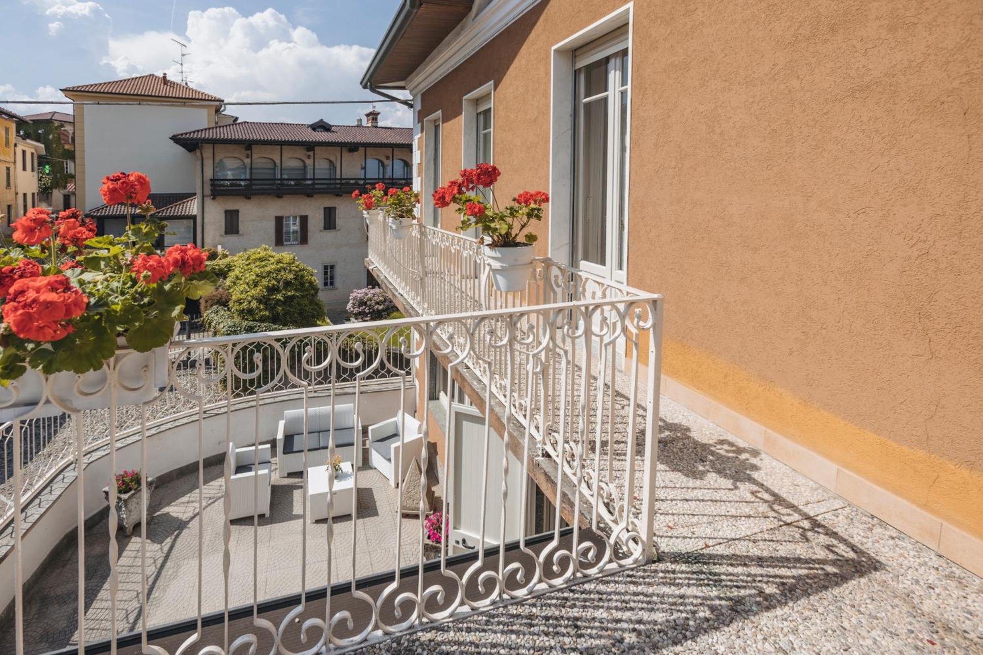 La Favola Hotell Soriso Exteriör bild